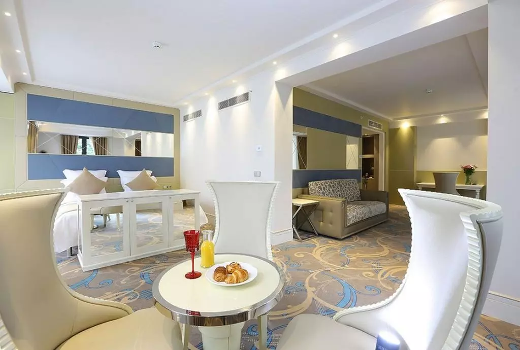 hotel ambassadori historical tbilisi_shabavizparvaz_05.jpg
